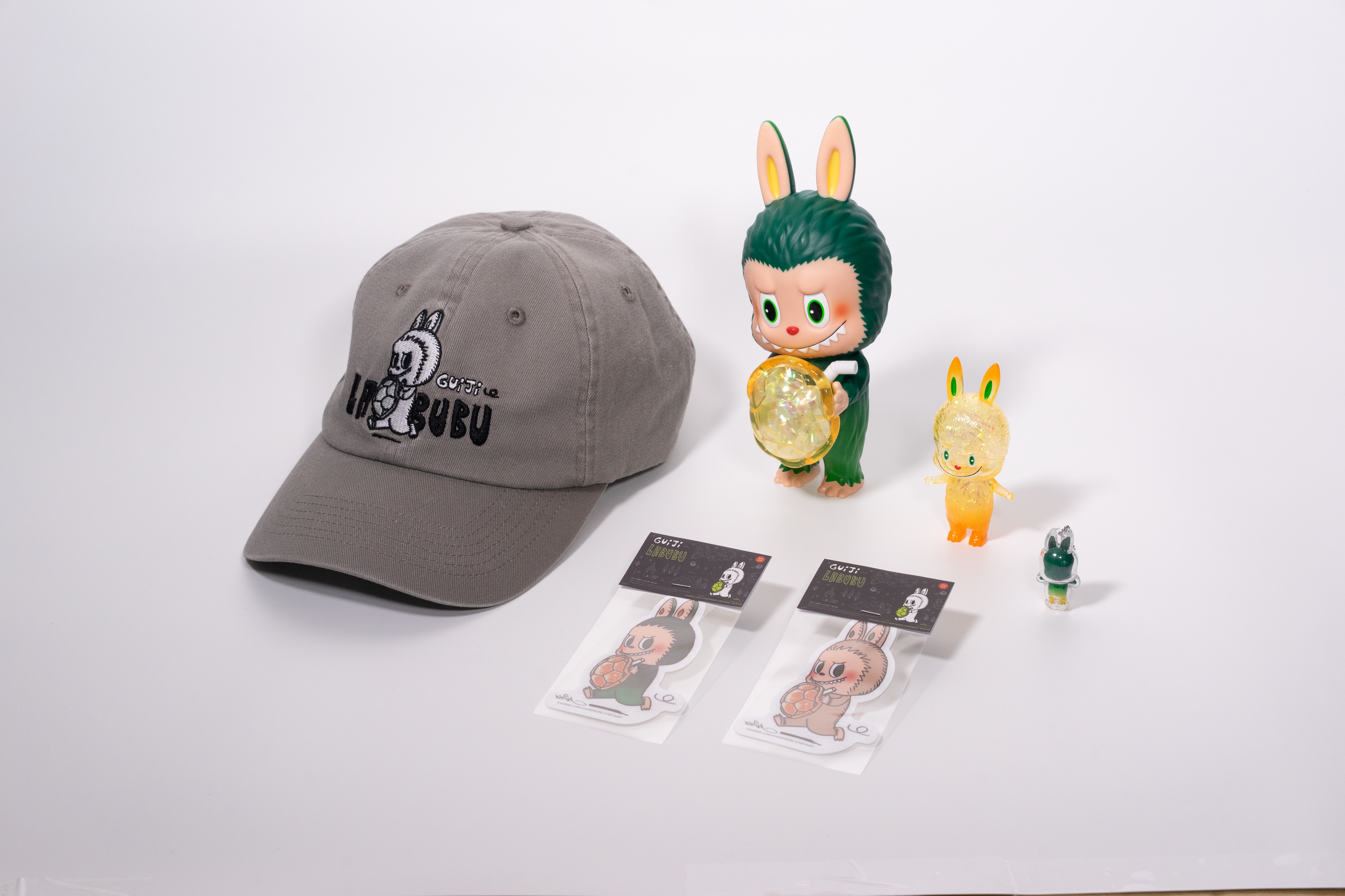 全台唯一「LABUBU手搖飲」！龜記２月聯名杯款、周邊，線上抽獎＋門市加購攻略