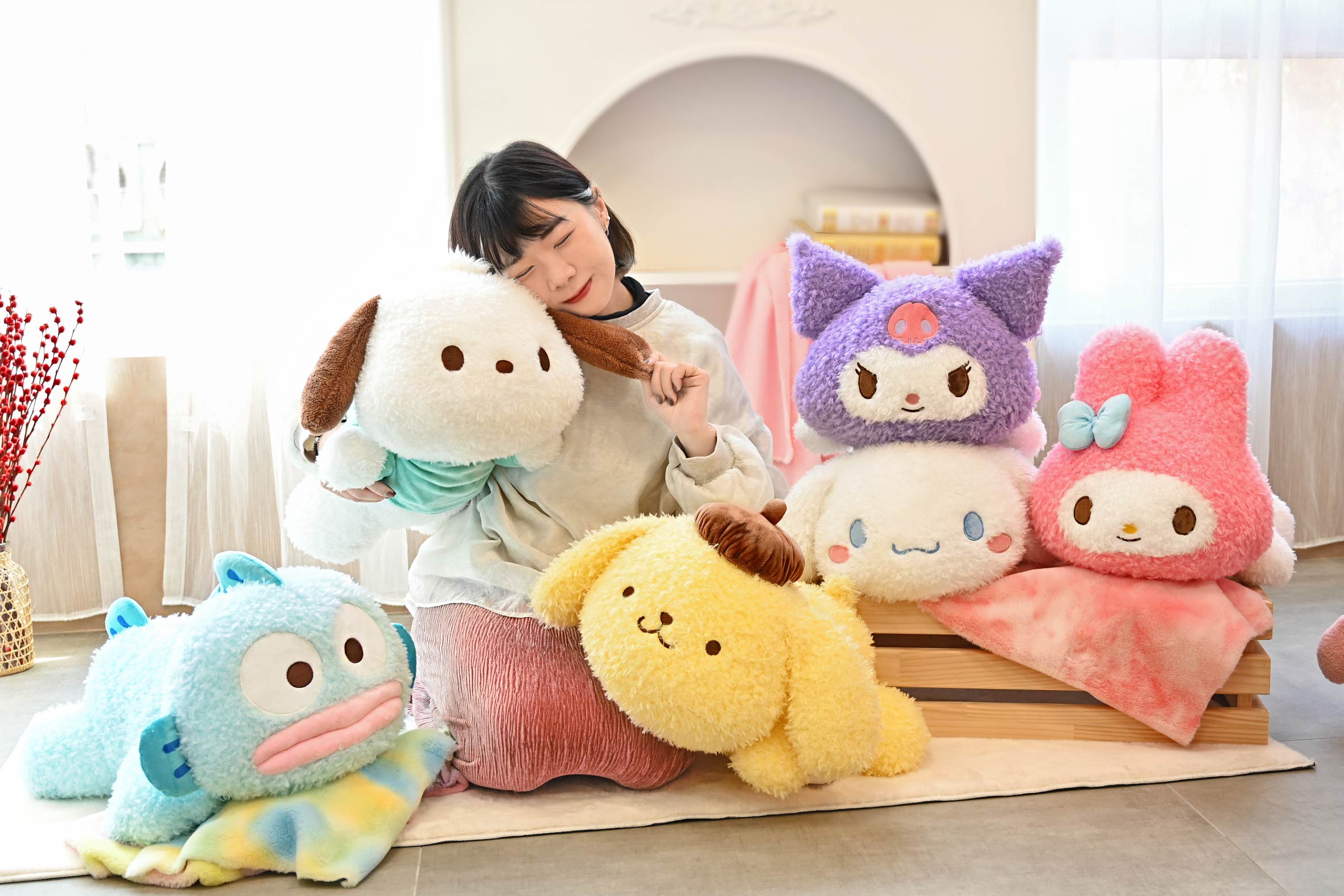 巨大Pingu現身嘉義！「三麗鷗巨大扭蛋機」抽22吋獨角獸變裝玩偶，50元滾雪球機