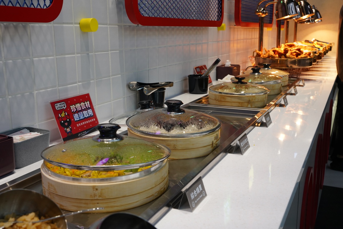 「全台最大我家牛排」搶先看！420元嗑排餐＋自助吧，海鮮、熱炒130道無限夾