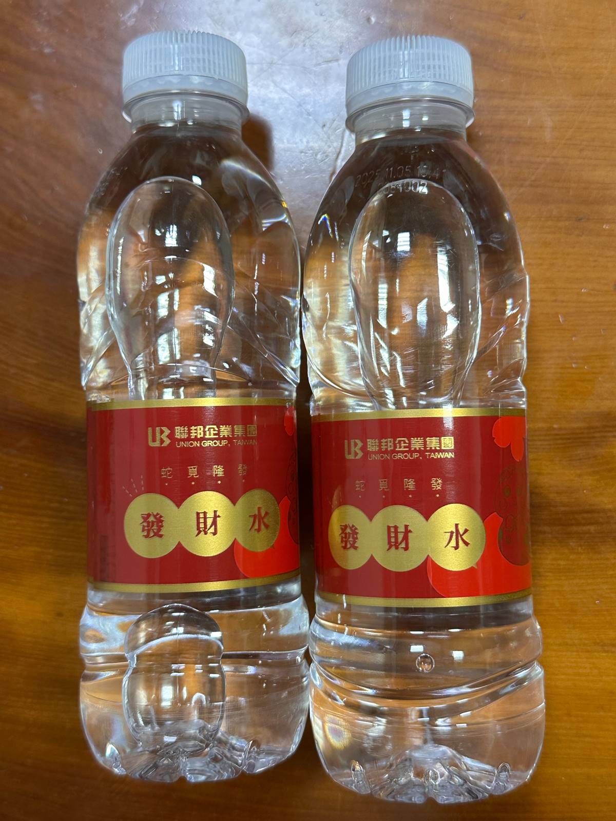 發財水別只會拿來喝！擺在「４位置」財源滾滾來，加碼發財金禁忌、使用方法