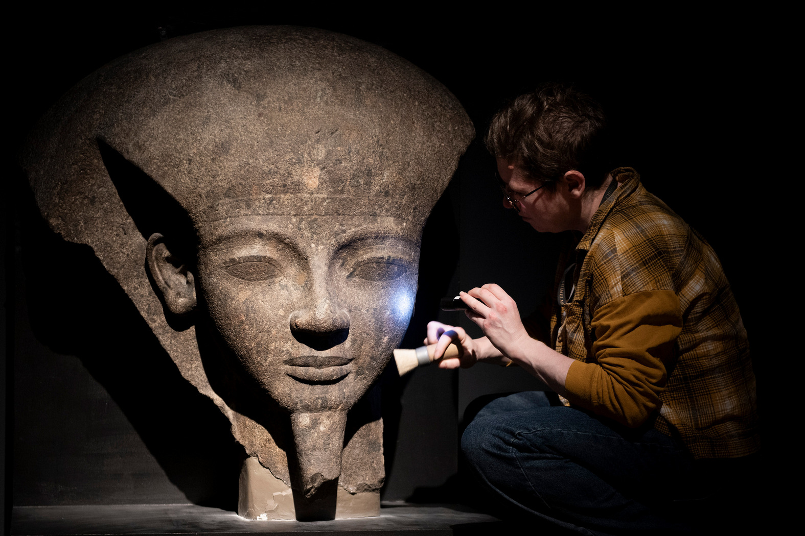 台灣史上規模最大「古埃及展」開了！《埃及之王：法老》280件珍寶、周邊、票券