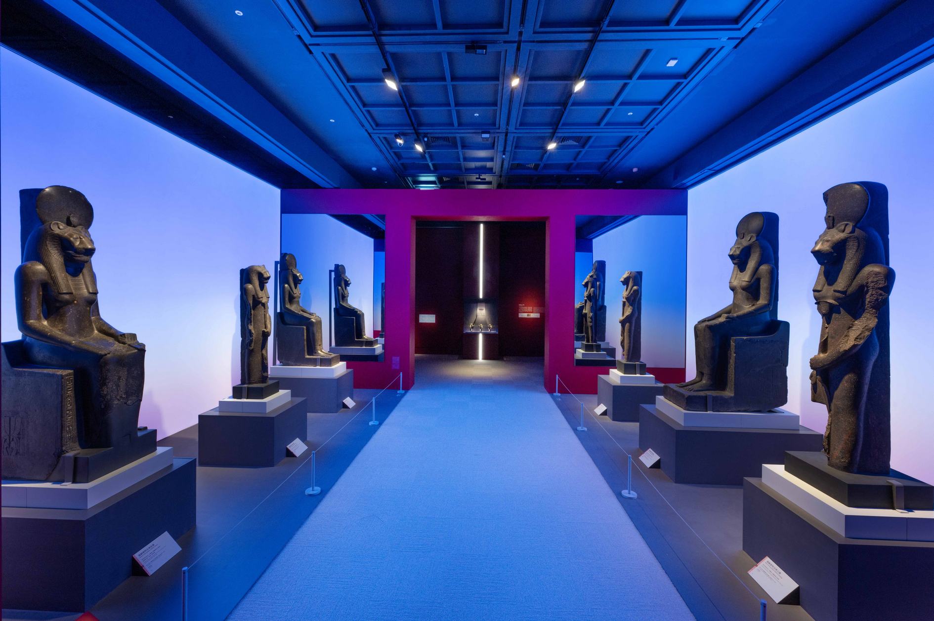 台灣史上規模最大「古埃及展」開了！《埃及之王：法老》280件珍寶、周邊、票券