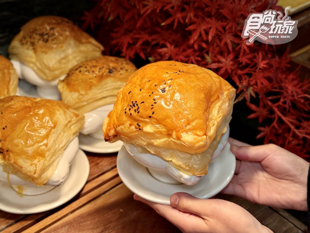 「南霸天火鍋」草莓吃到飽！百款草莓甜點＋自助吧暢吃，現切肉品、海鮮無限夾