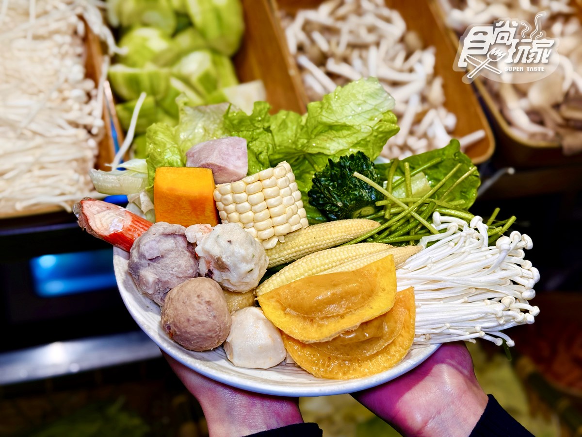 「南霸天火鍋」草莓吃到飽！百款草莓甜點＋自助吧暢吃，現切肉品、海鮮無限夾