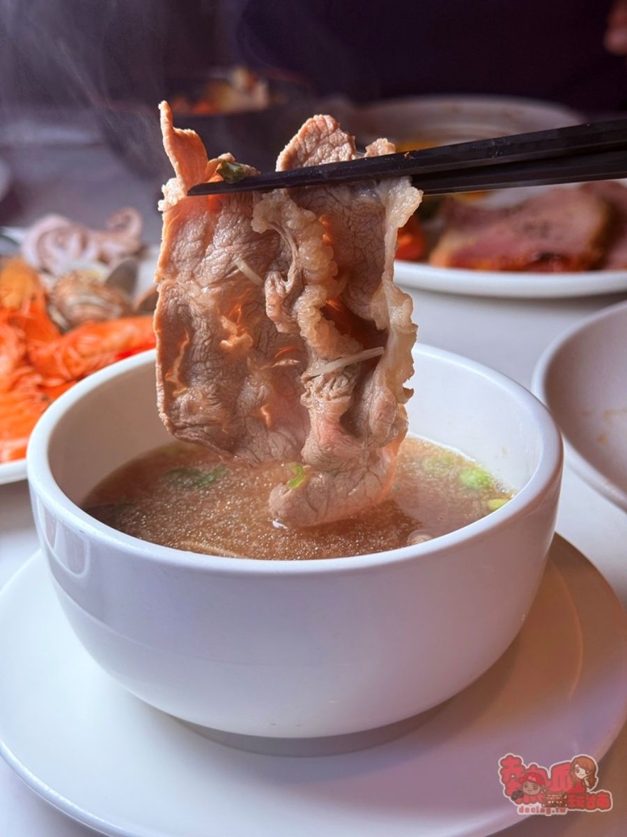 台南CP值最高「五星飯店吃到飽」！平日最低730元起，爽嗑烤鰻魚、焗烤生蠔