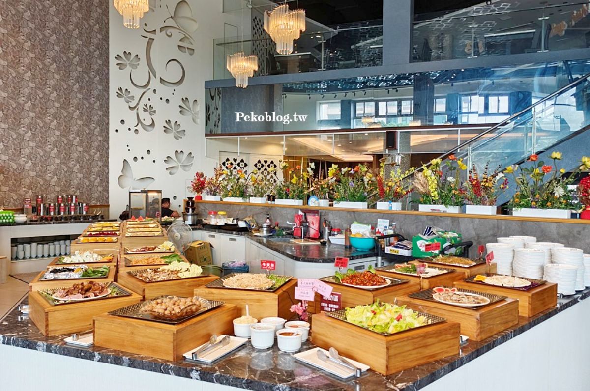 【賞燈美食祭】４人同行２人半價！新北「旗艦版吃到飽」599起，10多款湯頭任選