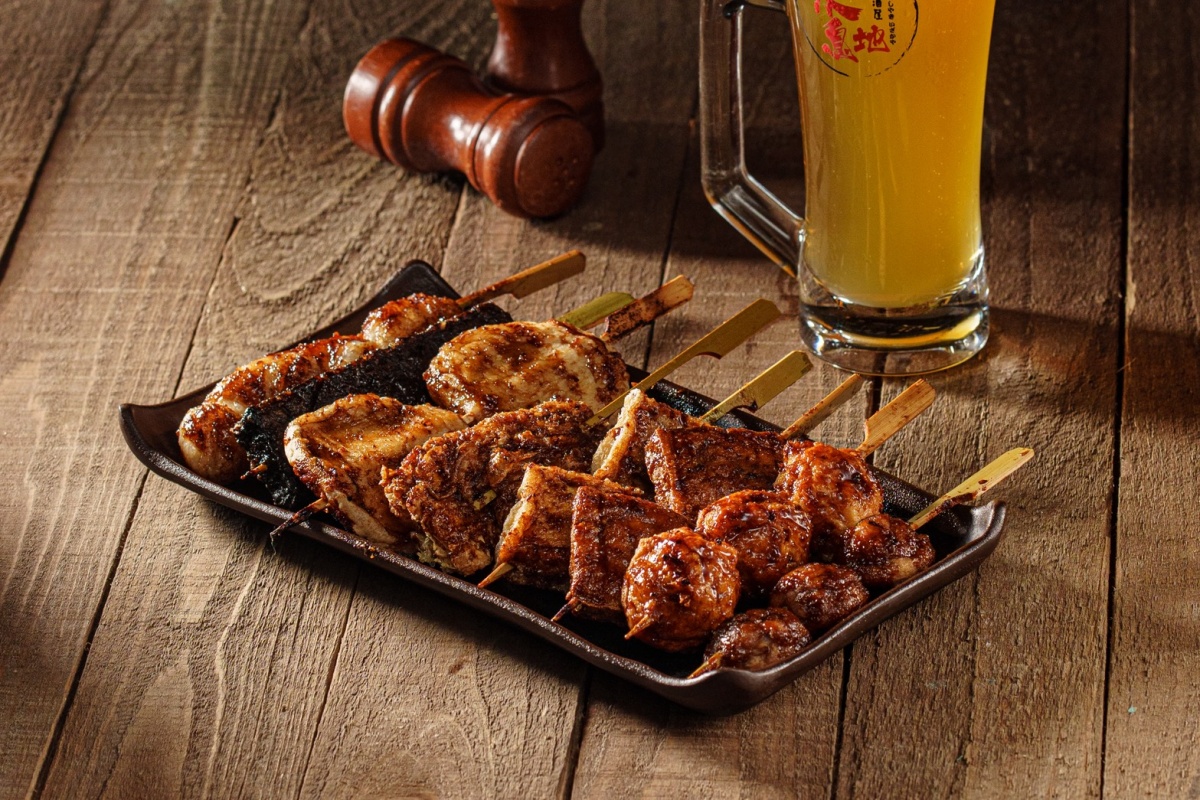 【賞燈美食祭】串燒買４送４！平價串燒名店19元起開吃，新開店再送120元鯖魚