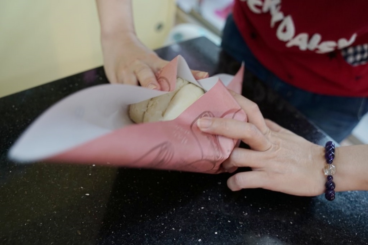 台東伴手禮送什麼？麻糬兩大派系比一比，唰嘴地瓜酥、紅烏龍禮盒也要買