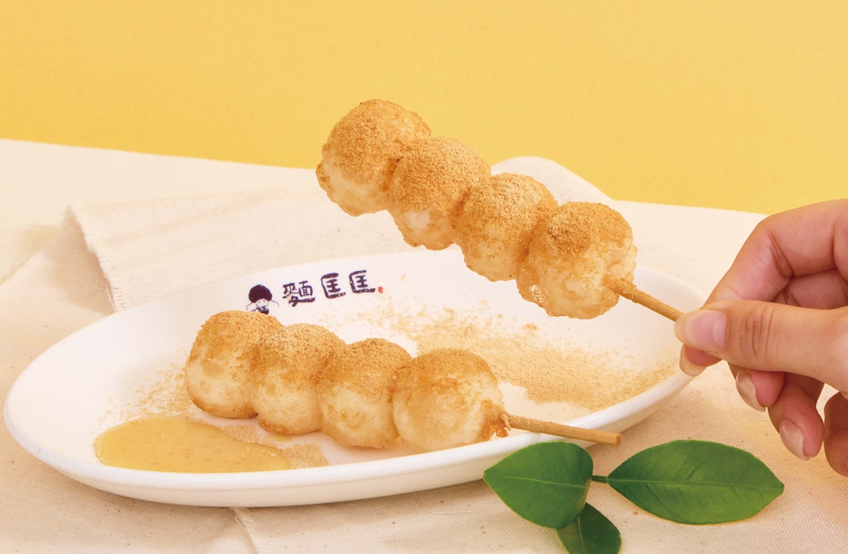 80元起吃爆！4.9星「平價銷魂燃麵」爽嗑巨無霸蟹黃麵，免費柚香小菜無限