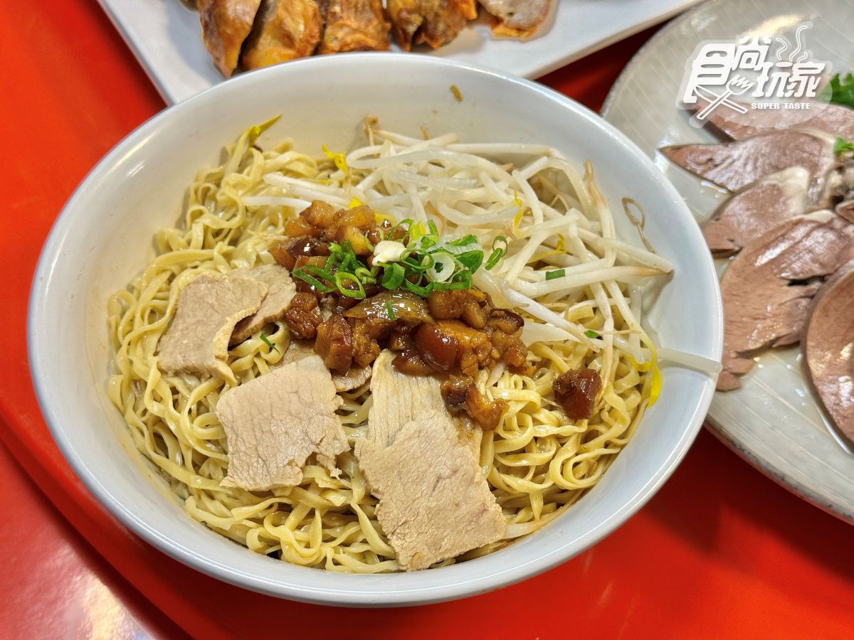 台南最美燈會在這！「2026月津港燈節」必拍打卡點攻略，順遊鹽水小鎮吃美食