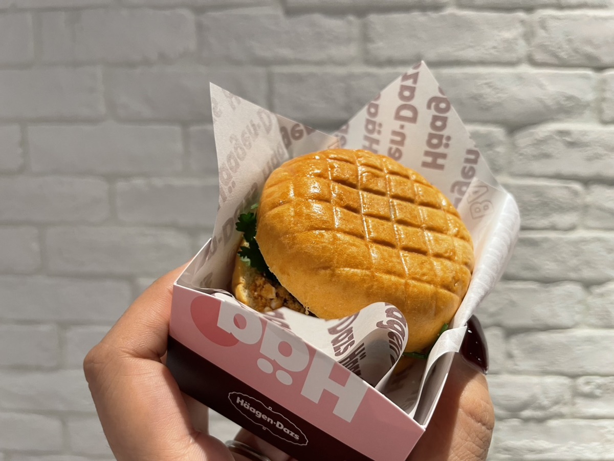 哈根達斯香菜堡、85度C送姆明提燈！２月甜點冰品一次看，超Q迪士尼馬卡龍