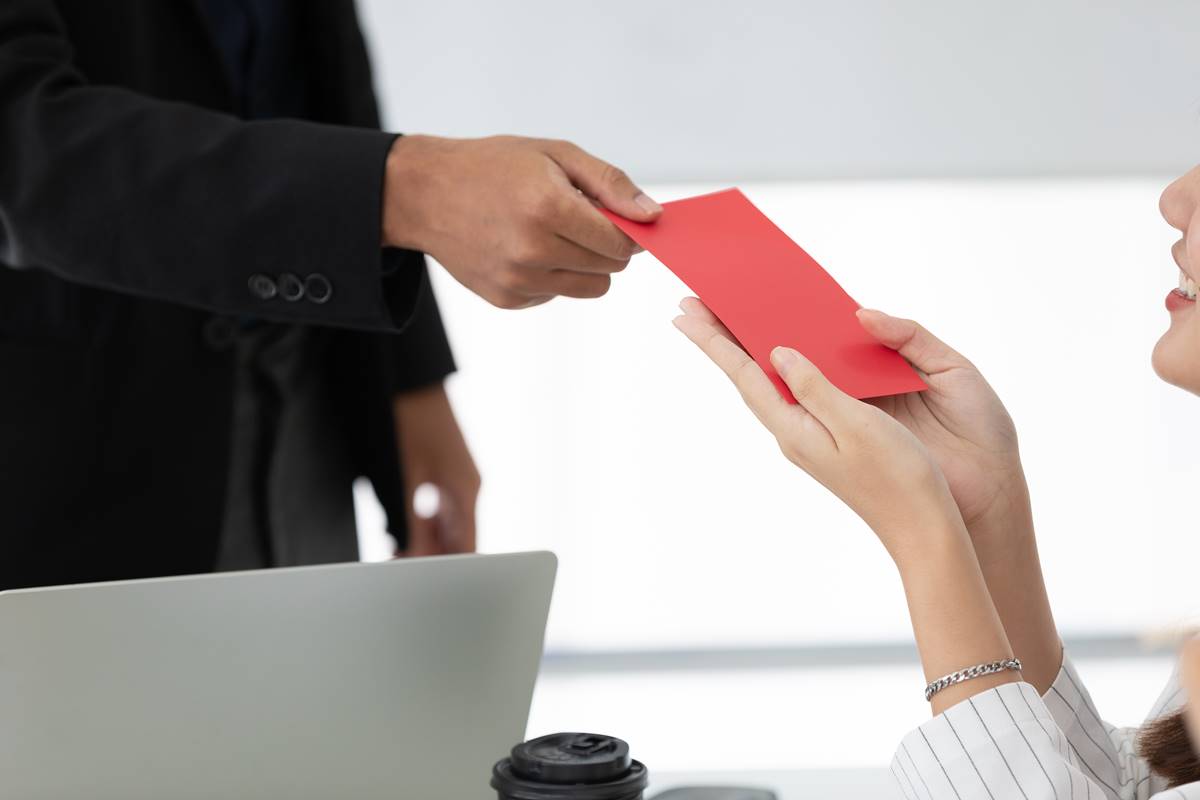 開工紅包可以花嗎？命理師授「４招」增強事業運，還能讓小錢滾成大錢