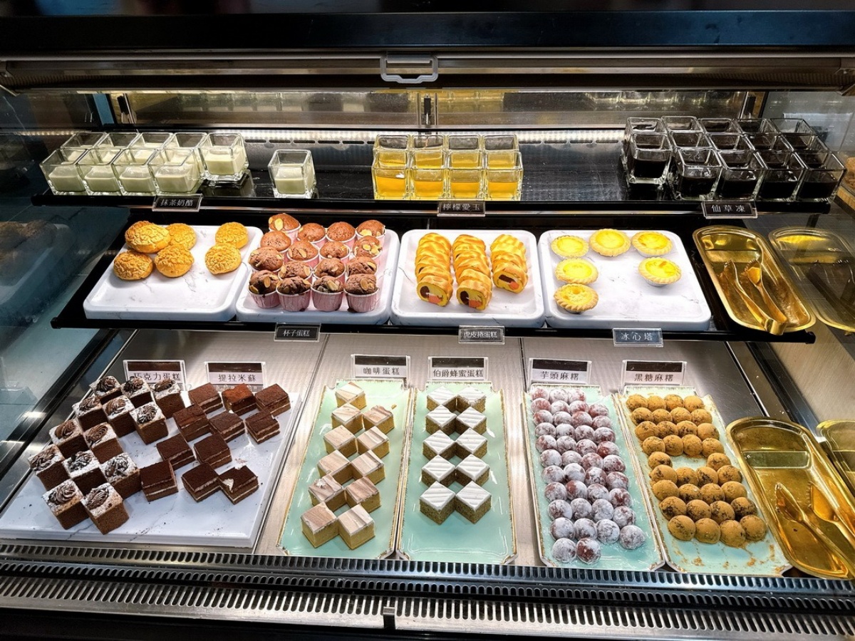 420元排餐＋自助吧！在地人大推「高CP值牛排」，熱炒、披薩、麻油雞吃到飽