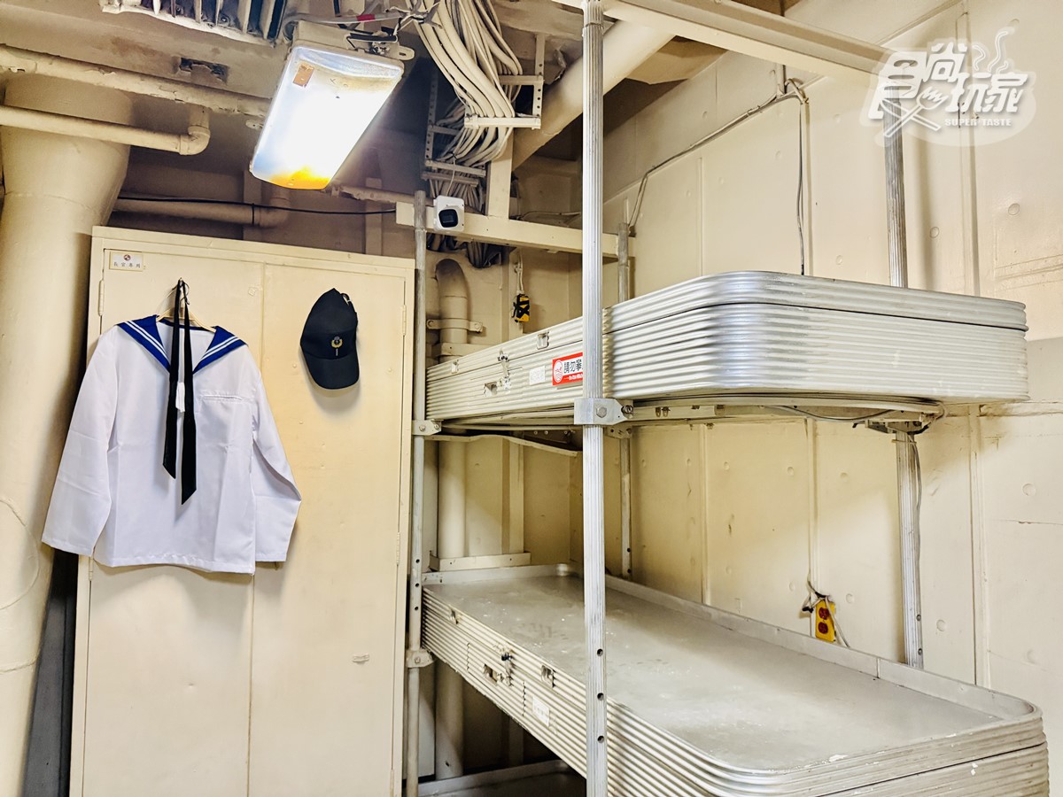 泰迪熊大軍出沒安平!走入全台唯一海上軍艦博物館,合照熊熊體驗當船長 泰迪熊大軍出沒安平!走入全台唯一海上軍艦博物館,合照熊熊體驗當船長