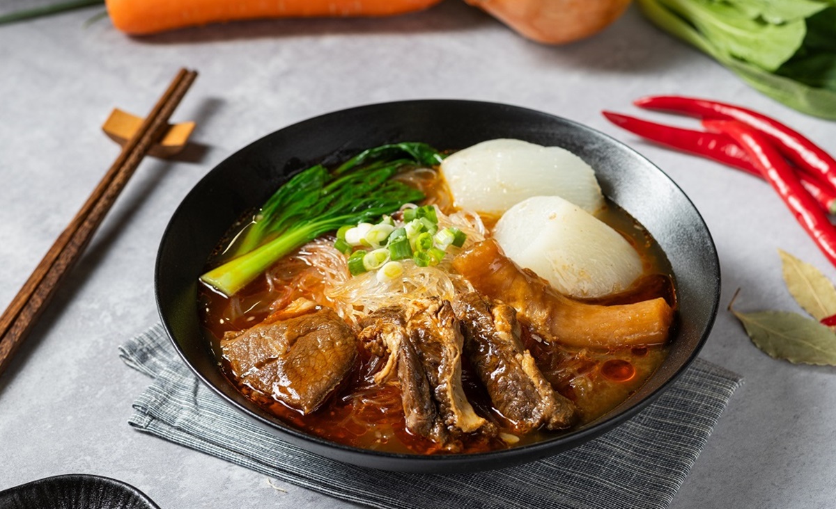 連鎖牛肉麵「三商巧福」漲價了！19款最多貴10元，原汁牛肉麵、排骨飯都漲