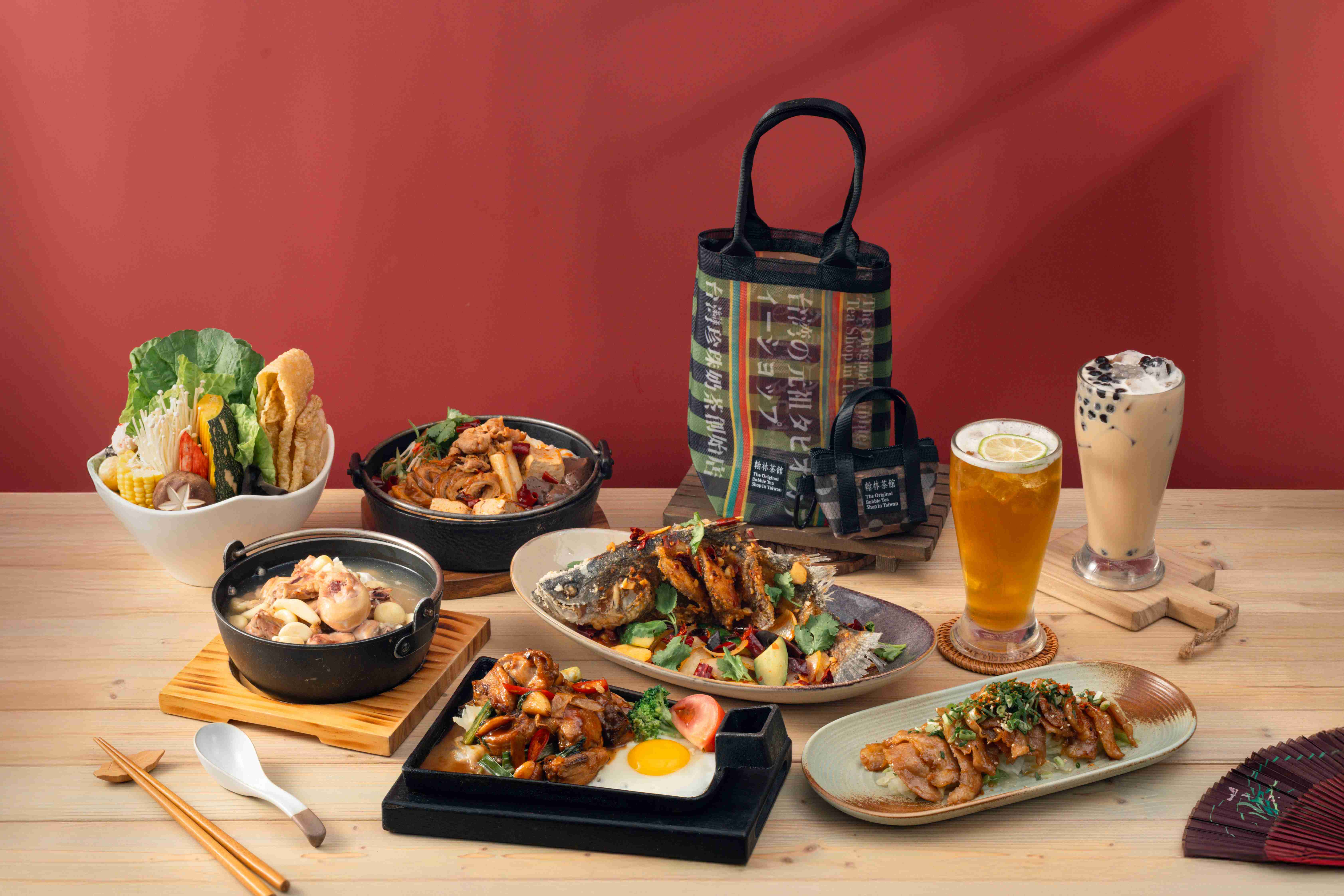 高雄「海景第一排」新景點！南台灣最美茶館珍奶買一送一，刮刮卡「整桌免單」