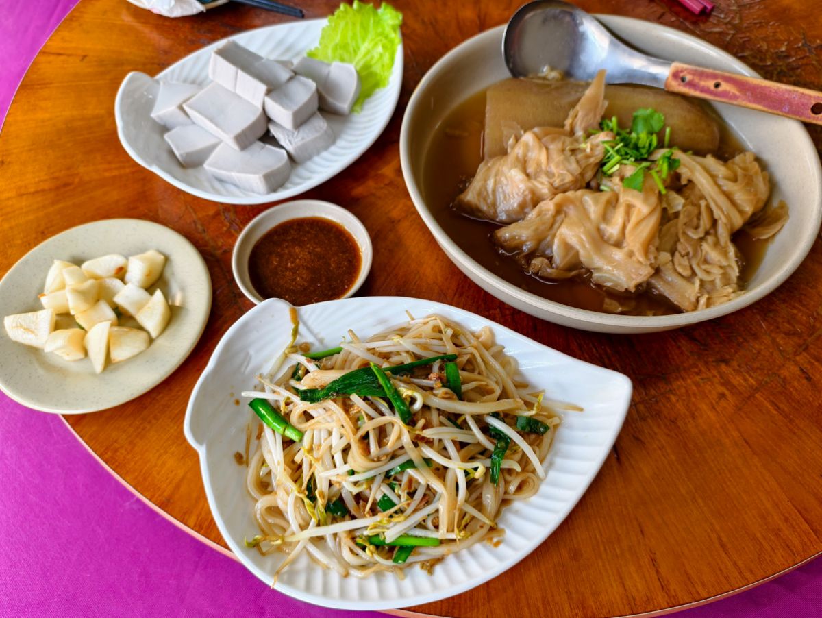 高雄走春開逛！「2026美濃花海節」花季倒數，必拍超萌小精靈、漸層花彩帶