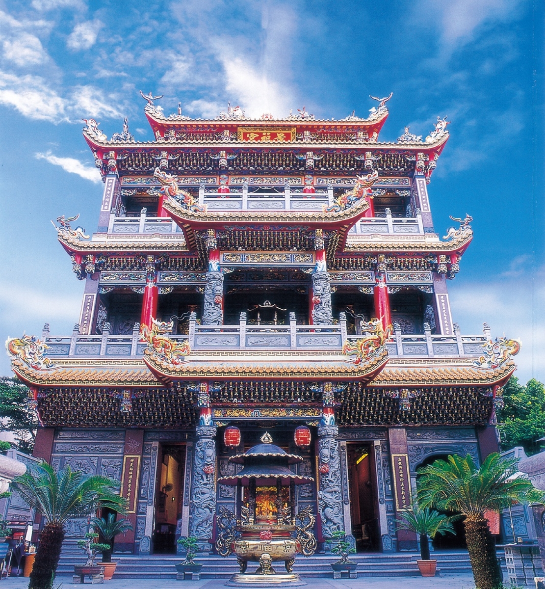 2026台北燈節驚喜再加碼！20間宮廟領錢母轉運、鑽轎底祈福、猜燈謎抽電視