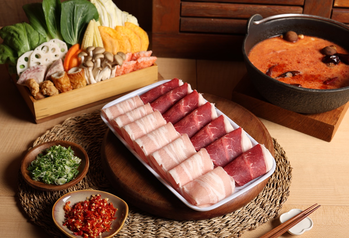 築間火鍋首推「個人鴛鴦鍋」！380元吃到飽，50款自助吧、甜點、滷肉飯暢吃