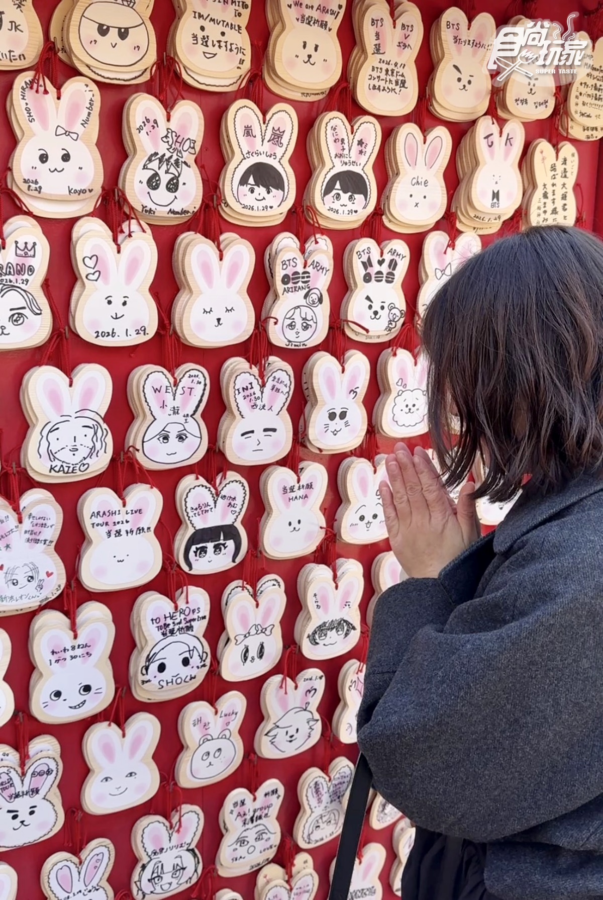 求演唱會門票這裡拜！日爆紅「兔子神社」追星女孩必訪，半透明蕾絲御守美翻