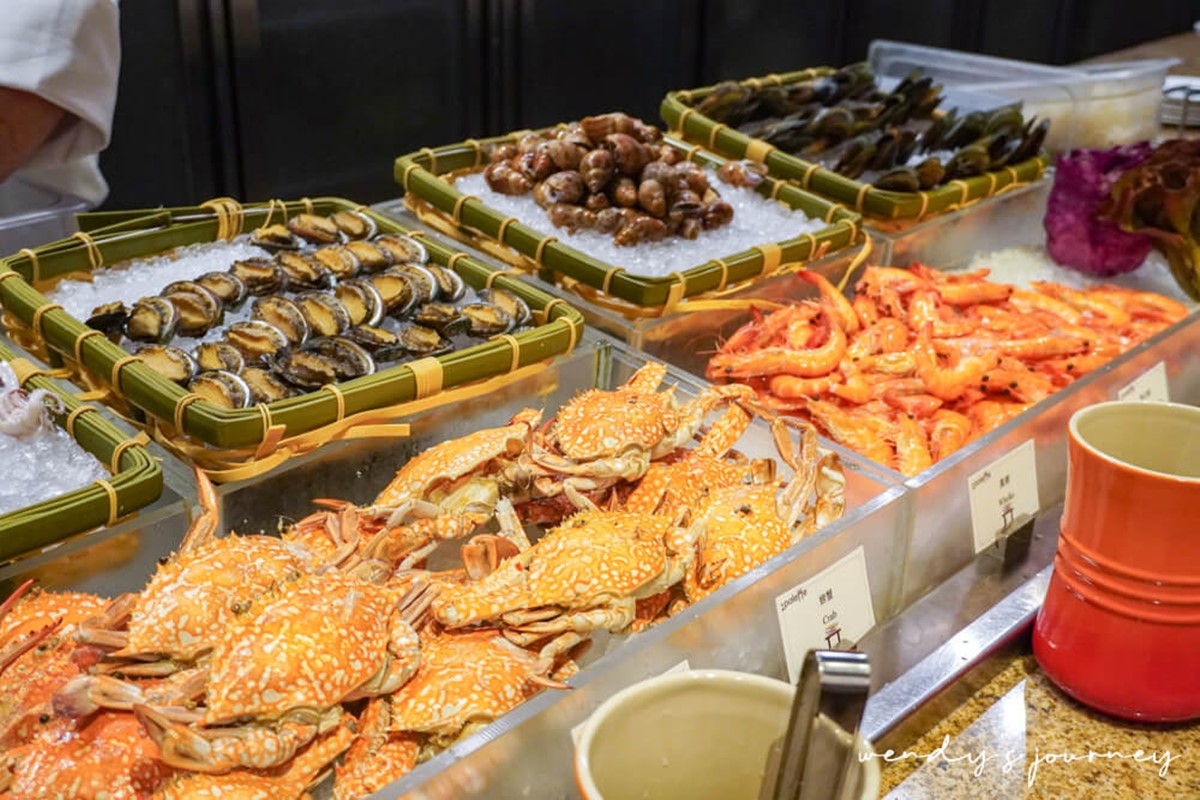 螃蟹、牛排無限吃！吃到飽餐券下殺69折，優惠限時１個月、每人現省470元