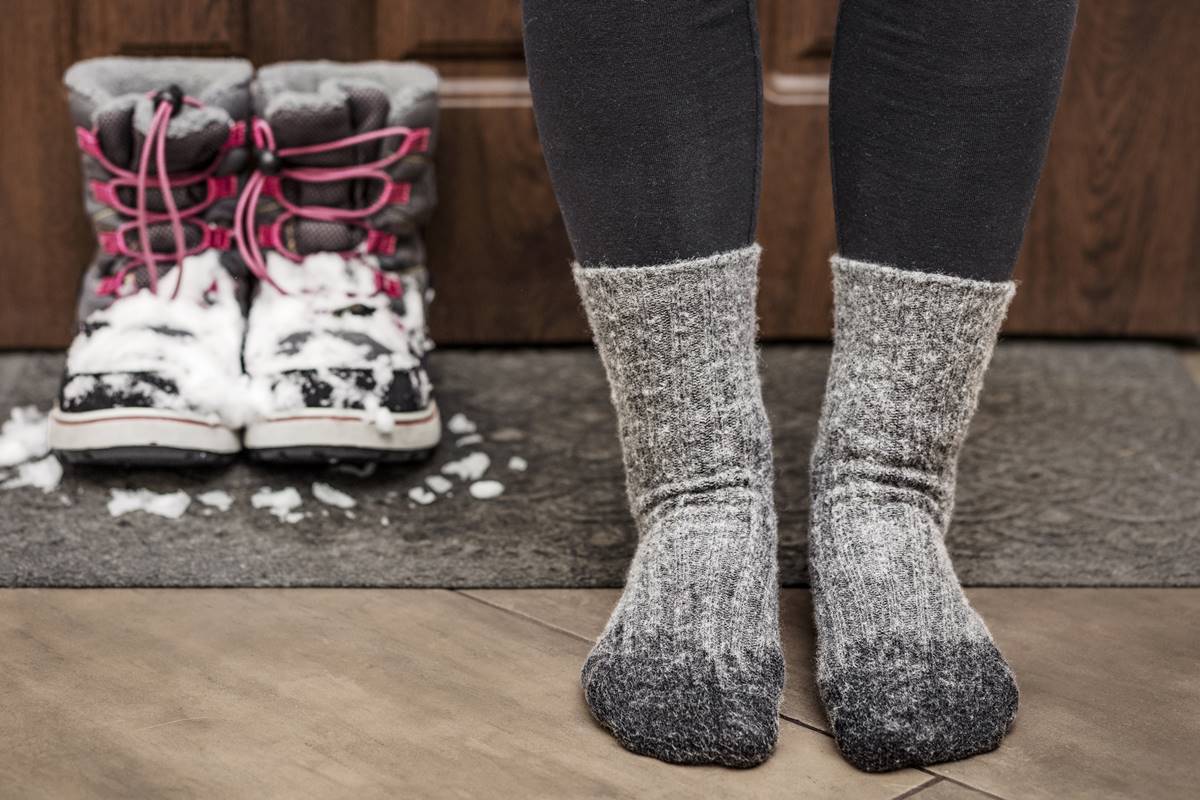 行李裝不下!他將舊鞋留日飯店挨轟,內行教正確處理法:亂丟1物恐罰200萬 行李裝不下!他將舊鞋留日飯店挨轟,內行教正確處理法:亂丟1物恐罰200萬