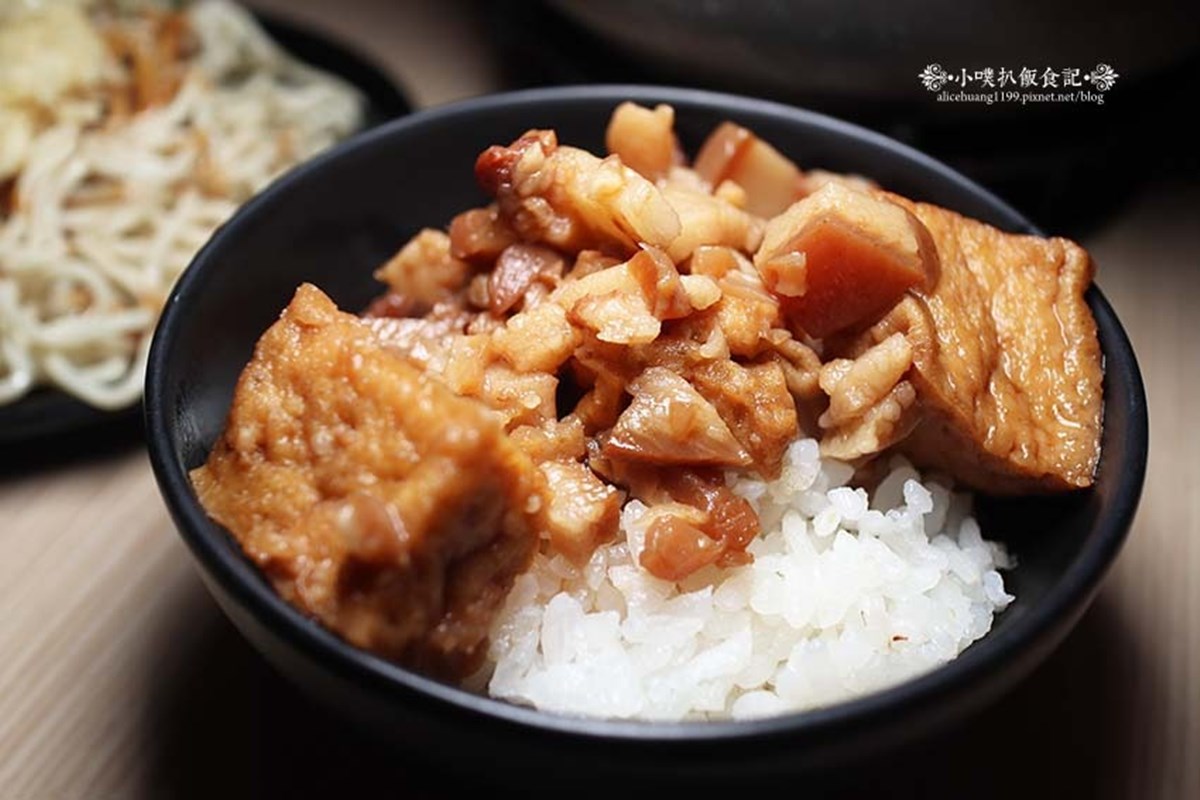 桃園最強火鍋吃到飽！180元起「火烤兩吃」CP值高，珍奶、滷肉飯、炸物無限夾