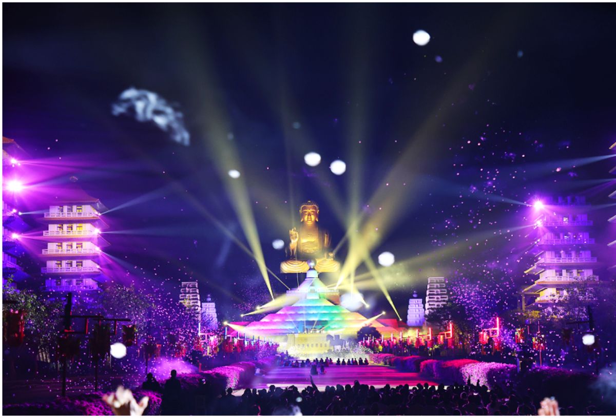 網譽「台版迪士尼慶典」在高雄！倒數１週天天免費看絕美燈光秀、花車遊行