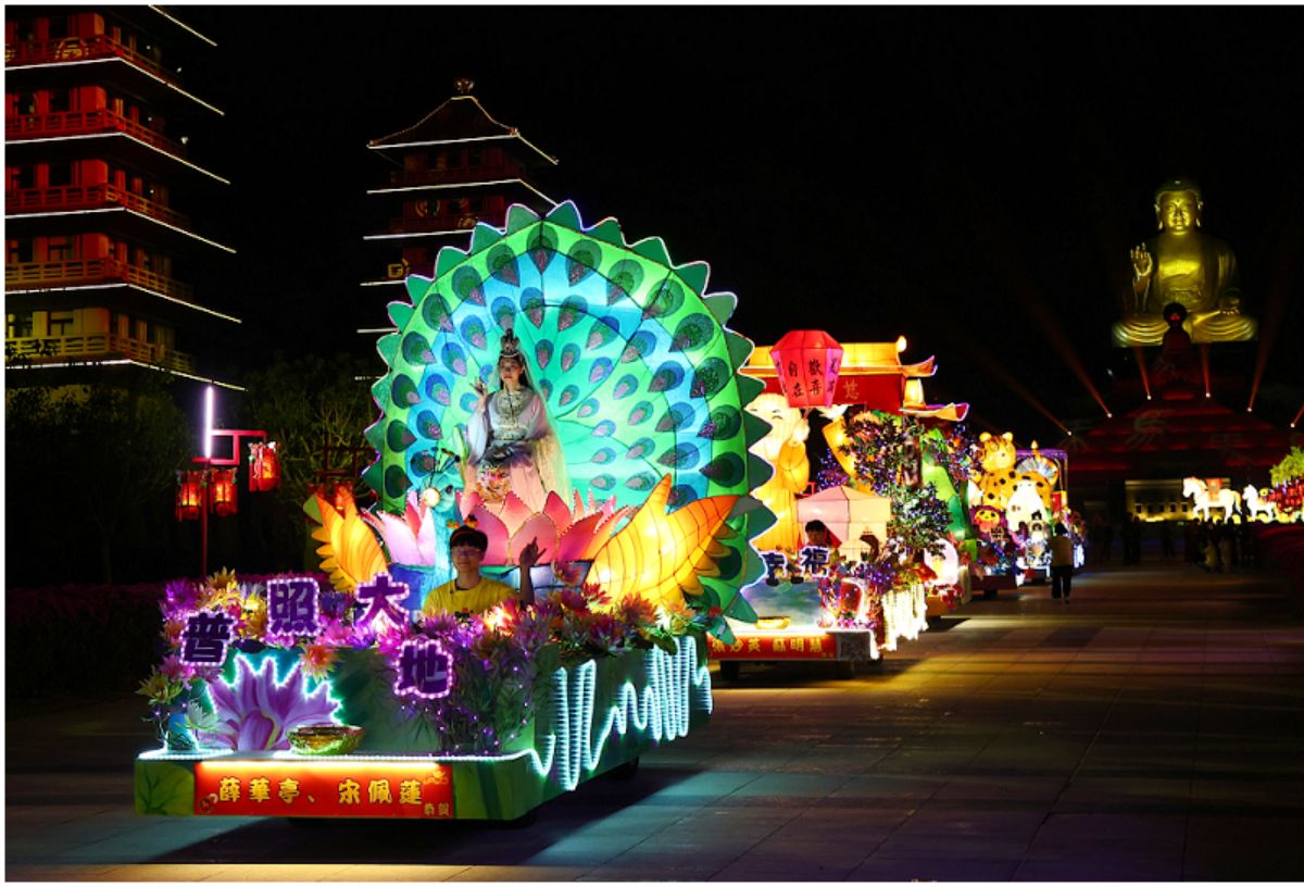 網譽「台版迪士尼慶典」在高雄！倒數１週天天免費看絕美燈光秀、花車遊行