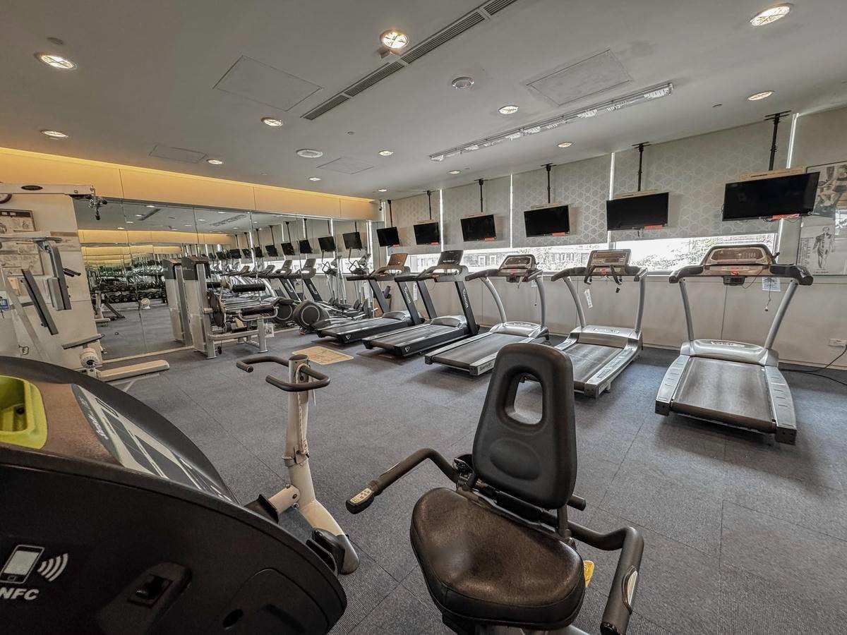 ４折爽住「台南星級飯店」！美拍戶外空中泳池，早餐Buffet牛肉湯吃到飽