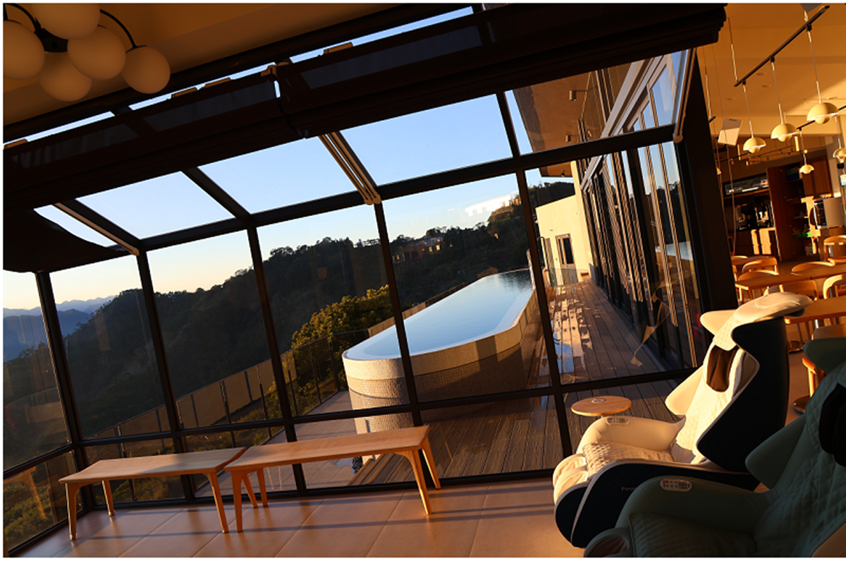 新開幕爆紅民宿買一晚送一晚！無邊際泳池看雲海、吃到飽，還可賞櫻、逛燈會