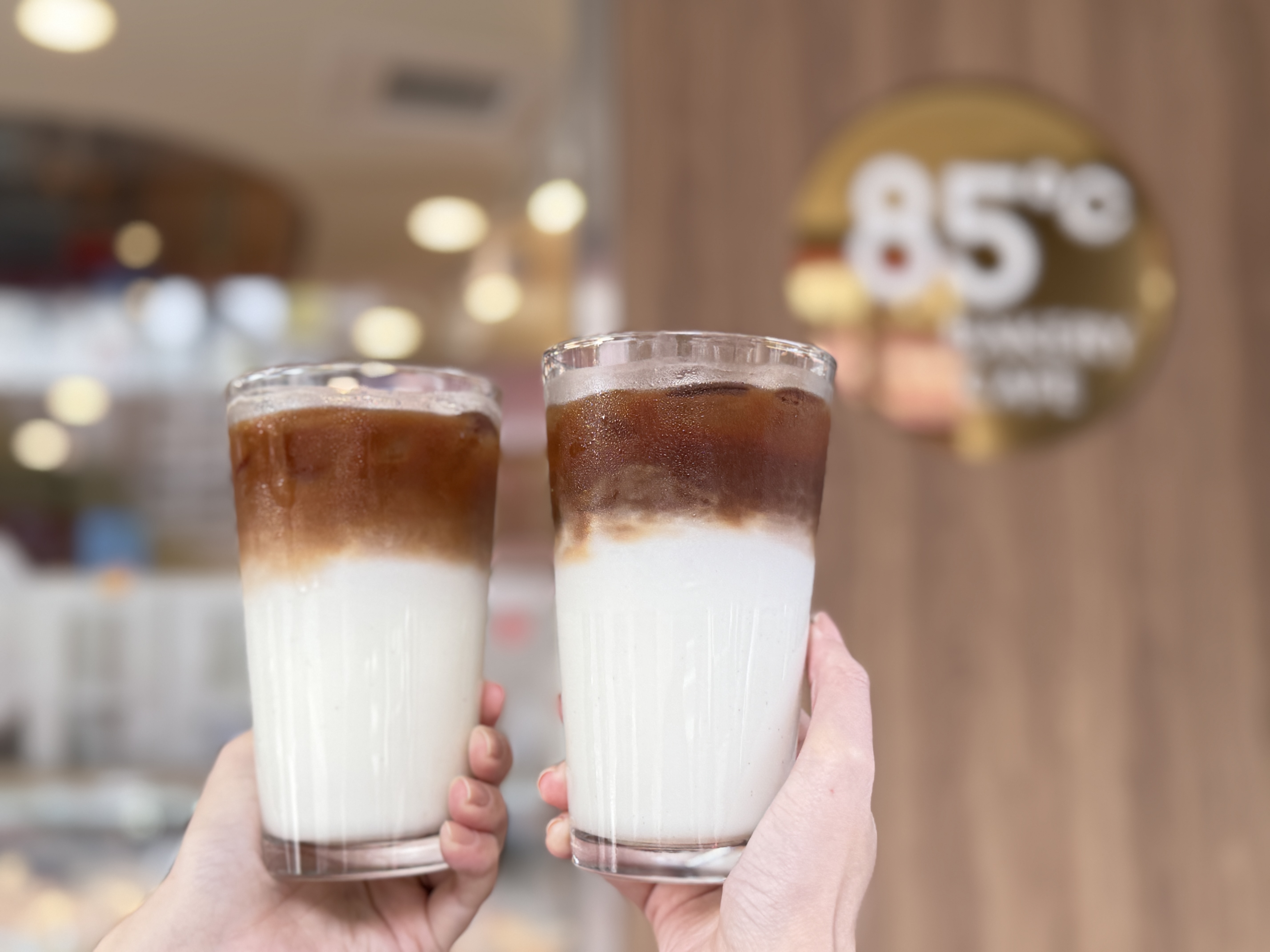 星巴克買一送一、7-11買8送8!228連假「超商+咖啡」優惠,85度C只要30元 星巴克買一送一、7-11買8送8!228連假「超商+咖啡」優惠,85度C只要30元