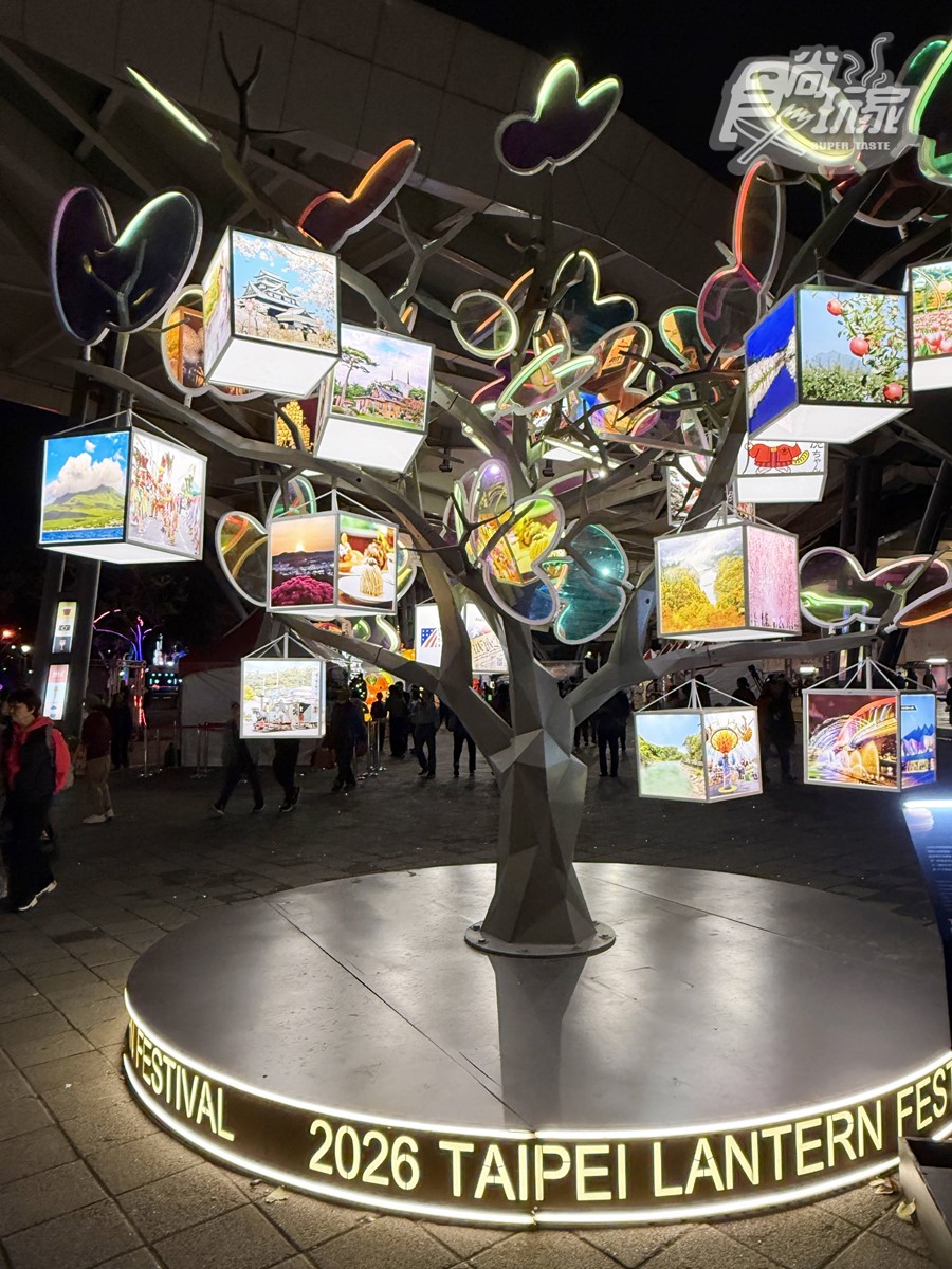 2026台北燈節攻略！西門展區「泡泡瑪特」、圓山花博「變形金剛」，免費領提燈