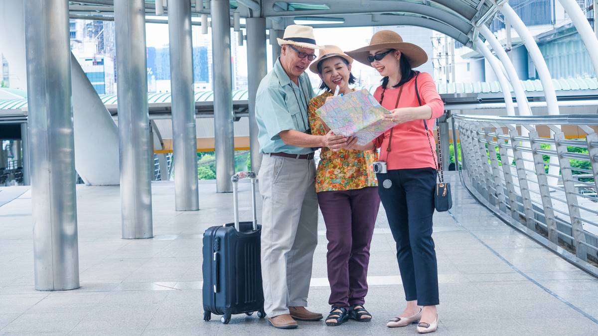 帶長輩出國怎麼玩？過來人曝血淚經驗「別做這件事」：否則自討苦吃