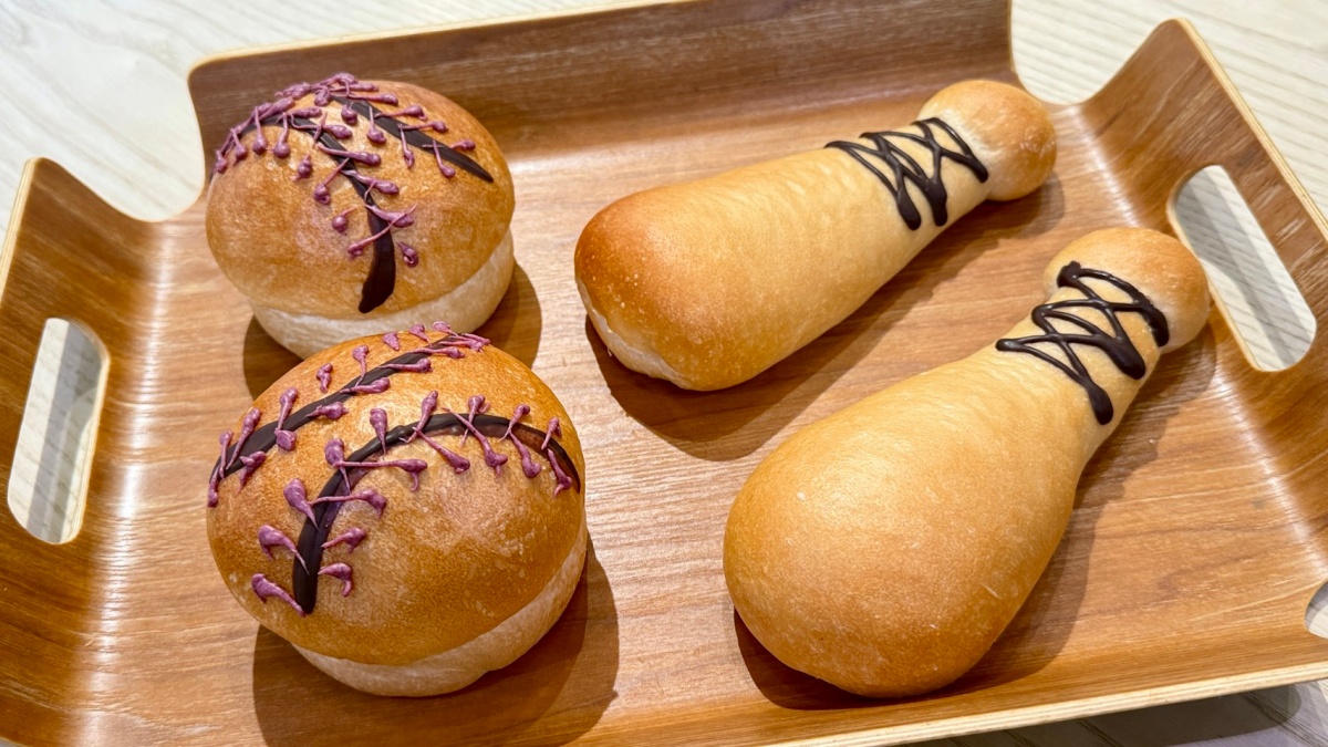 10吋「棒球大披薩」299元！家樂福４門市限定，加碼百款零食＋飲料買一送一