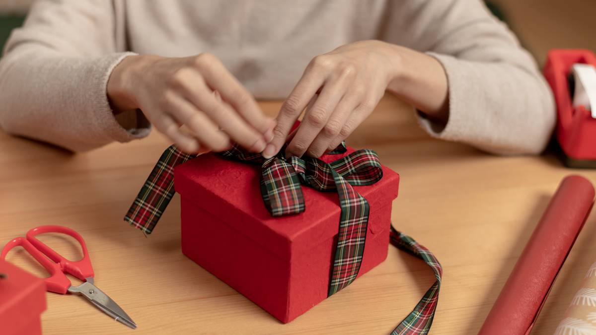 日本人最愛什麼伴手禮？眾人狂推「它」包裝美又有台灣味，不是牛軋糖、茶葉