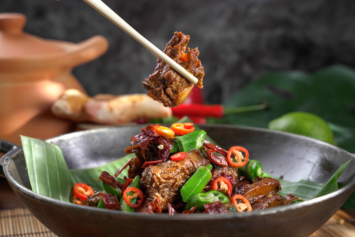 期間限定「南洋料理吃到飽」！台北、高雄都吃得到，壽星２人同行１人半價