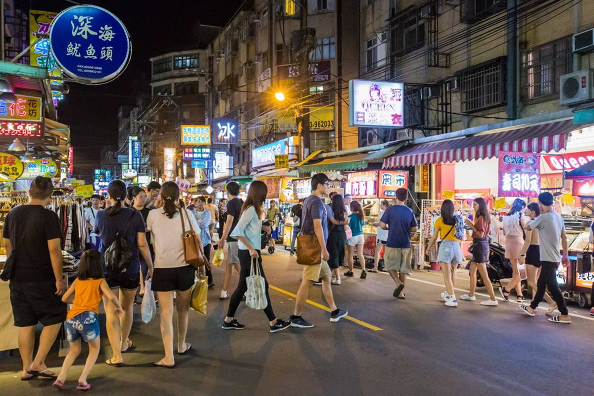 桃園新夜市最快「這時」開幕!南部千坪夜市搶先登場,免費領100元折價券 桃園新夜市最快「這時」開幕!南部千坪夜市搶先登場,免費領100元折價券