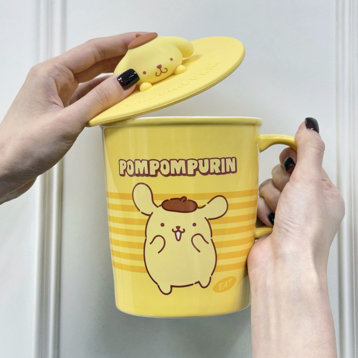 「屈臣氏X布丁狗」聯名太Q！巨型抱枕、投影燈22款必搶，免費送大耳狗捏球