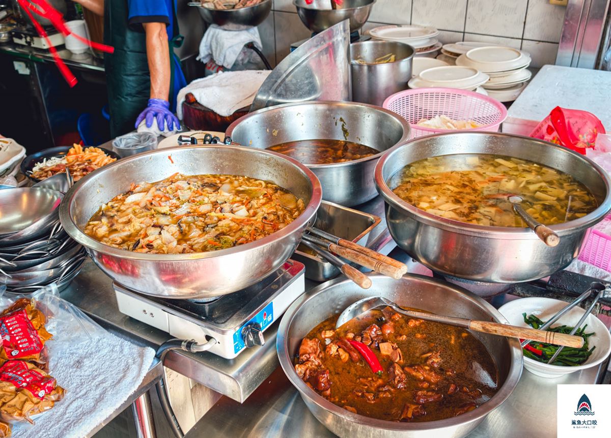 全台前三強臭豆腐！嘉義美食８家推薦：市場90年老字號麻糬、甘甜啤酒鴨湯
