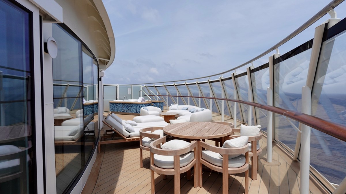 「海上迪士尼遊樂園」來了！７大主題區＋優惠搶看，必衝９公尺雲霄飛車