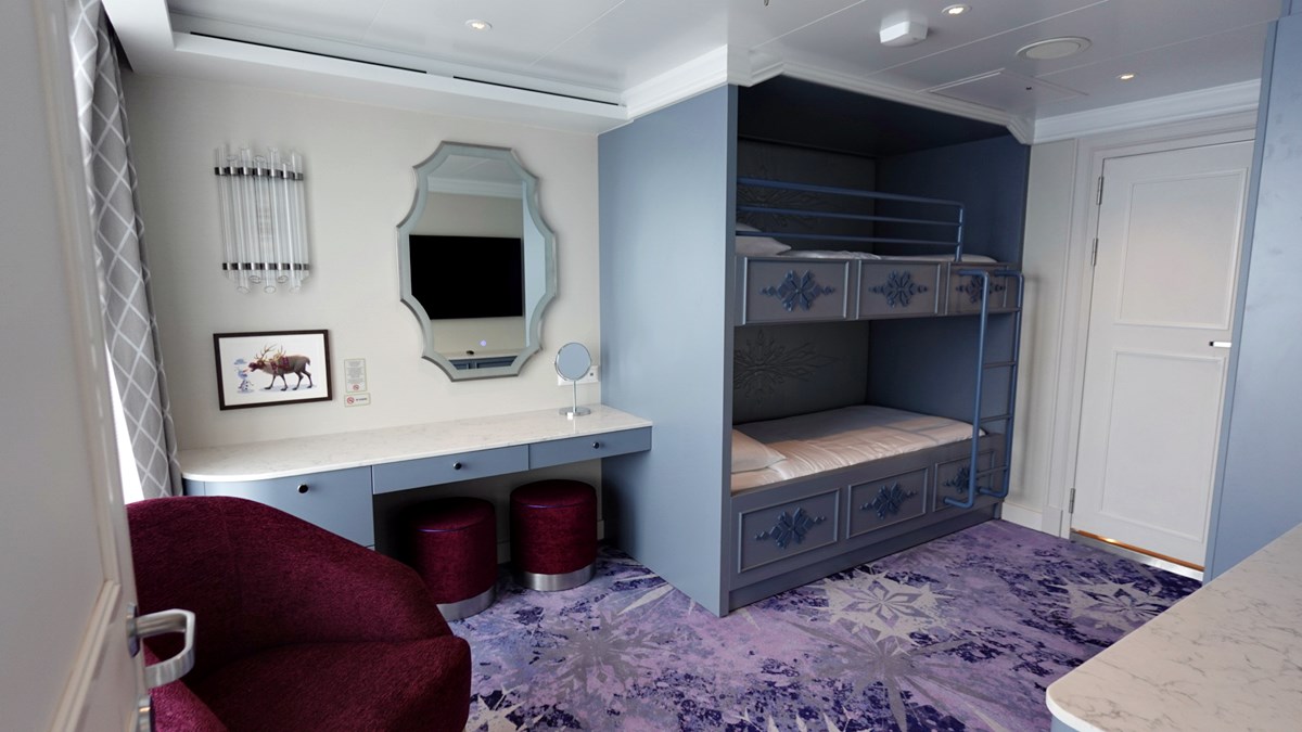 「海上迪士尼遊樂園」來了！７大主題區＋優惠搶看，必衝９公尺雲霄飛車