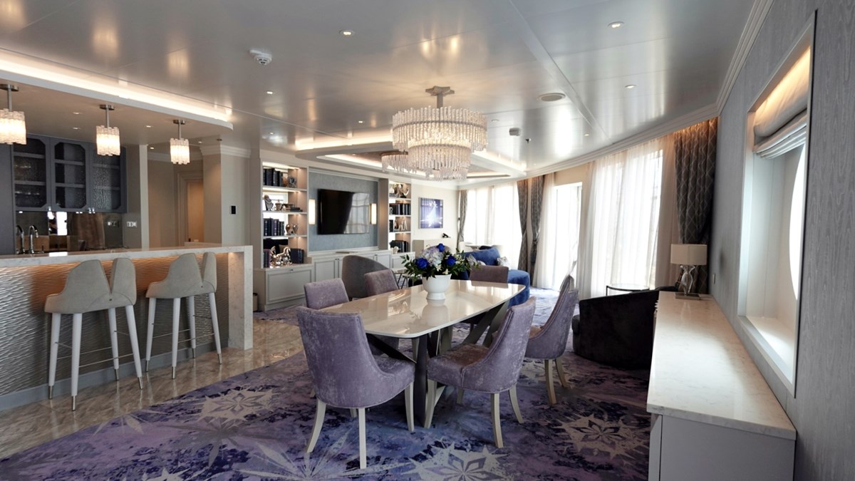 「海上迪士尼遊樂園」來了！７大主題區＋優惠搶看，必衝９公尺雲霄飛車