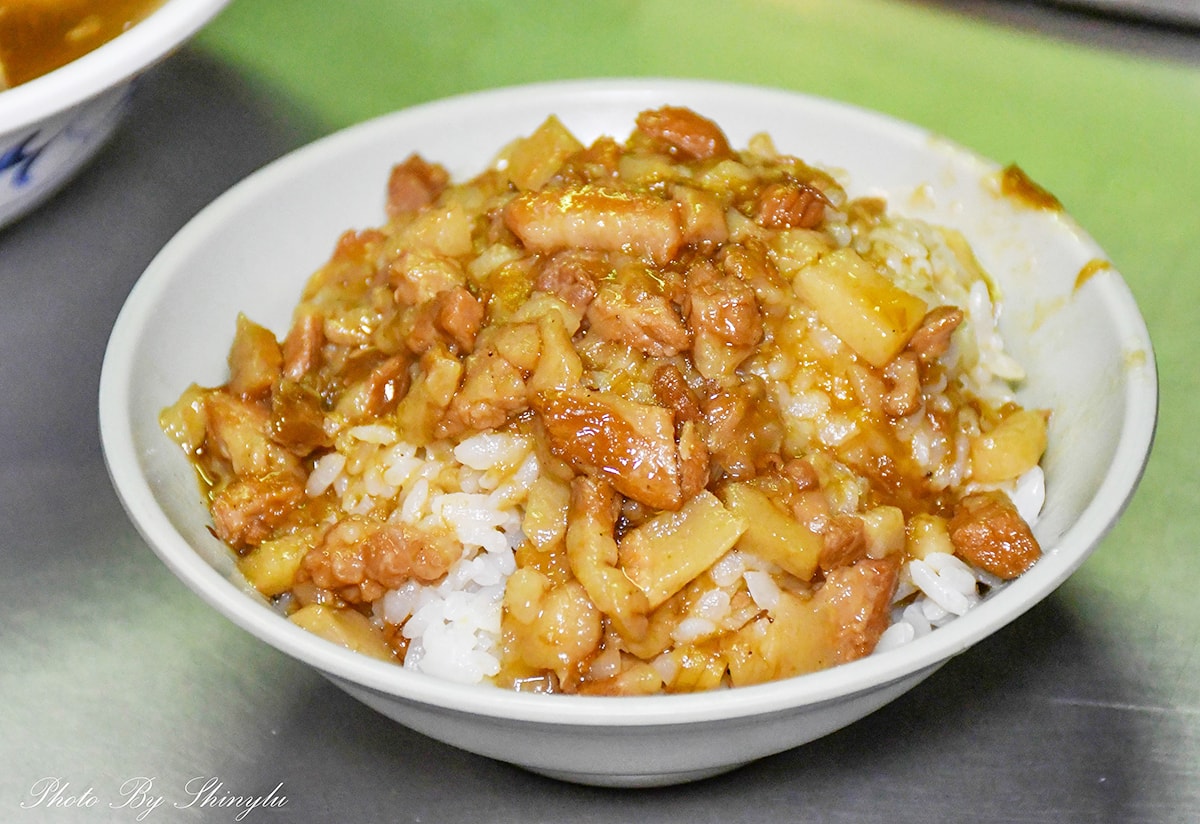 基隆廟口必吃美食｜魯肉飯專家