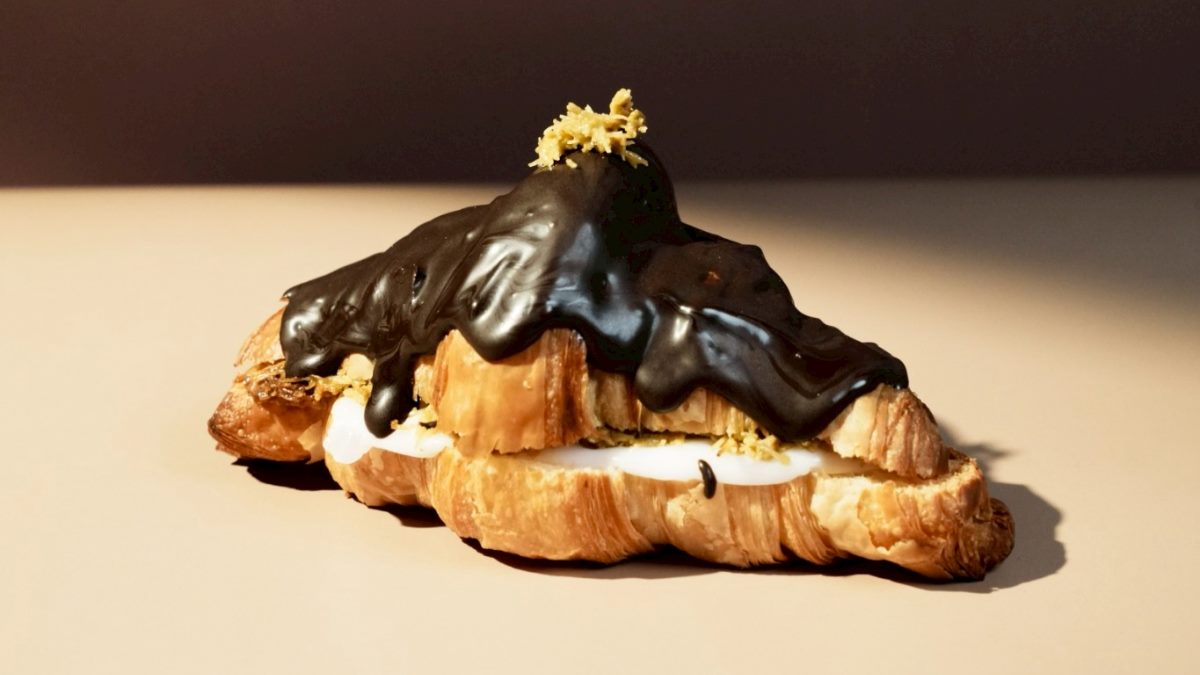 「杜拜巧克力Q餅」也有草莓版！台北２店推４新品，加碼「這地點」免排隊開吃