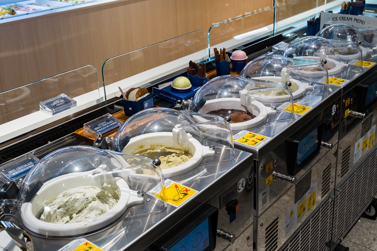 新加坡「冰淇淋餅乾三明治」登台!全球首賣「冰淇淋配薯條」,必吃口味+價格表 新加坡「冰淇淋餅乾三明治」登台!全球首賣「冰淇淋配薯條」,必吃口味+價格表