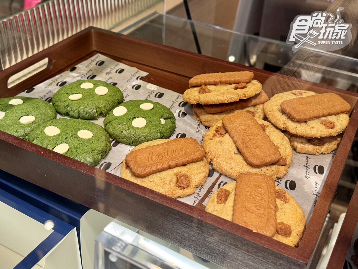 新加坡「冰淇淋餅乾三明治」登台!全球首賣「冰淇淋配薯條」,必吃口味+價格表 新加坡「冰淇淋餅乾三明治」登台!全球首賣「冰淇淋配薯條」,必吃口味+價格表