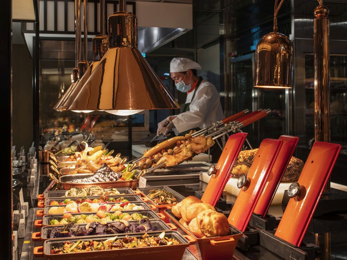 便宜吃到飽餐券開搶！台北４飯店聯合餐券買10送１，遠東Café餐券下殺65折