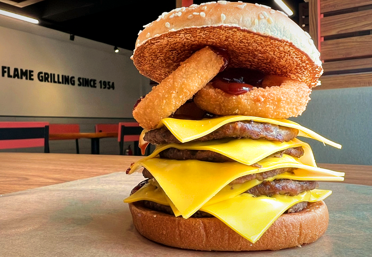 必勝客超狂「OREO鹹酥雞比薩」回歸!披薩買1送5,漢堡王「犇牛堡」升級 必勝客超狂「OREO鹹酥雞比薩」回歸!披薩買1送5,漢堡王「犇牛堡」升級