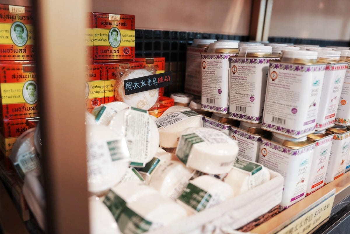 免費拍爆偽出國美照！中部唯一泰國景觀主題園區，必拍泰味嘟嘟車、四面佛